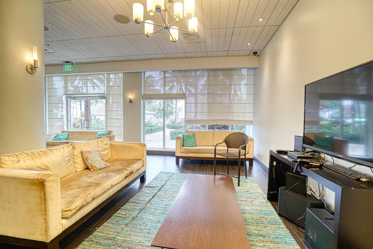 Hollywood Condo Εξωτερικό φωτογραφία