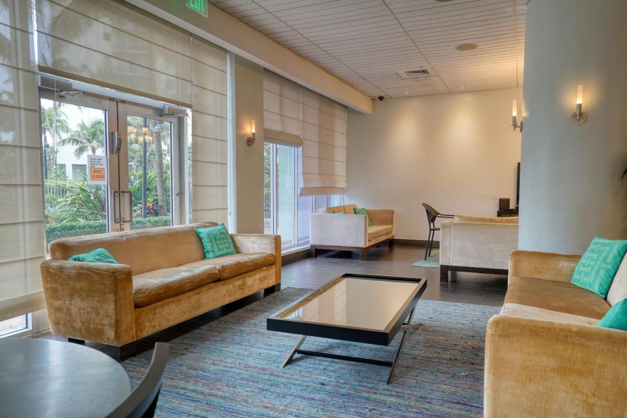 Hollywood Condo Εξωτερικό φωτογραφία